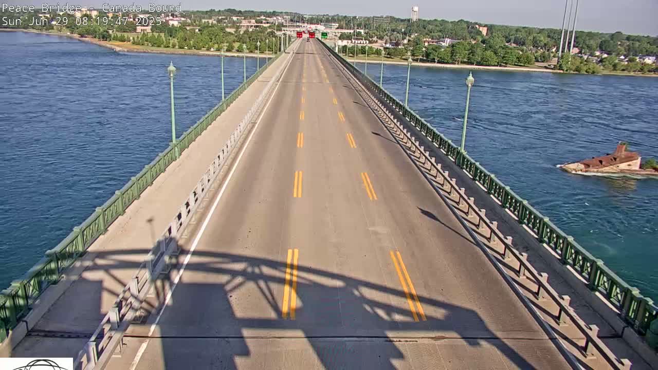 Buffalo, Peace Bridge Canada Bound View from USA Side Live Cam - Buffalo, Erie , Buffalo -Niagara Falls, New York, USA