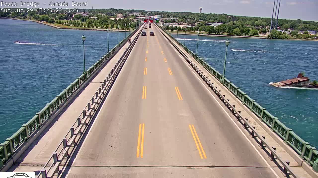Buffalo, Peace Bridge Canada Bound View from USA Side Live Cam - Buffalo, Erie , Buffalo -Niagara Falls, New York, USA