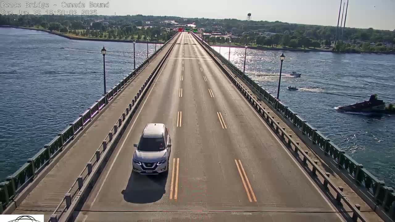 Buffalo, Peace Bridge Canada Bound View from USA Side Live Cam - Buffalo, Erie , Buffalo -Niagara Falls, New York, USA