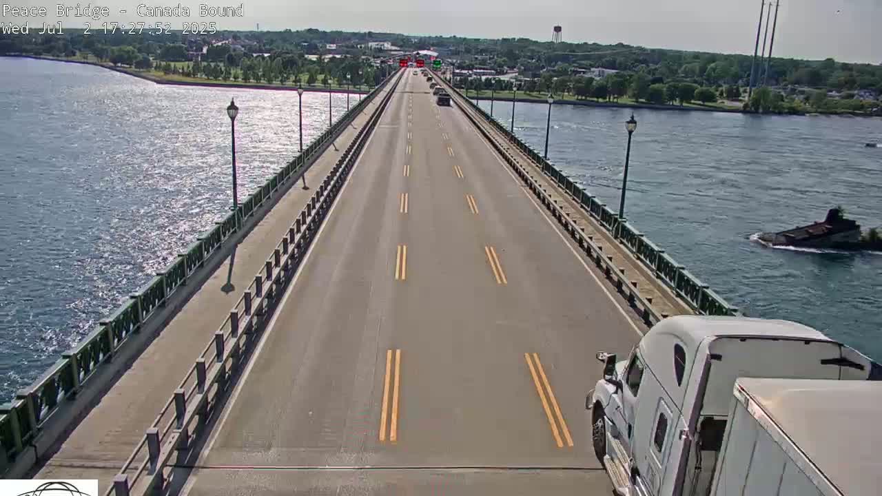 Buffalo, Peace Bridge Canada Bound View from USA Side Live Cam - Buffalo, Erie , Buffalo -Niagara Falls, New York, USA
