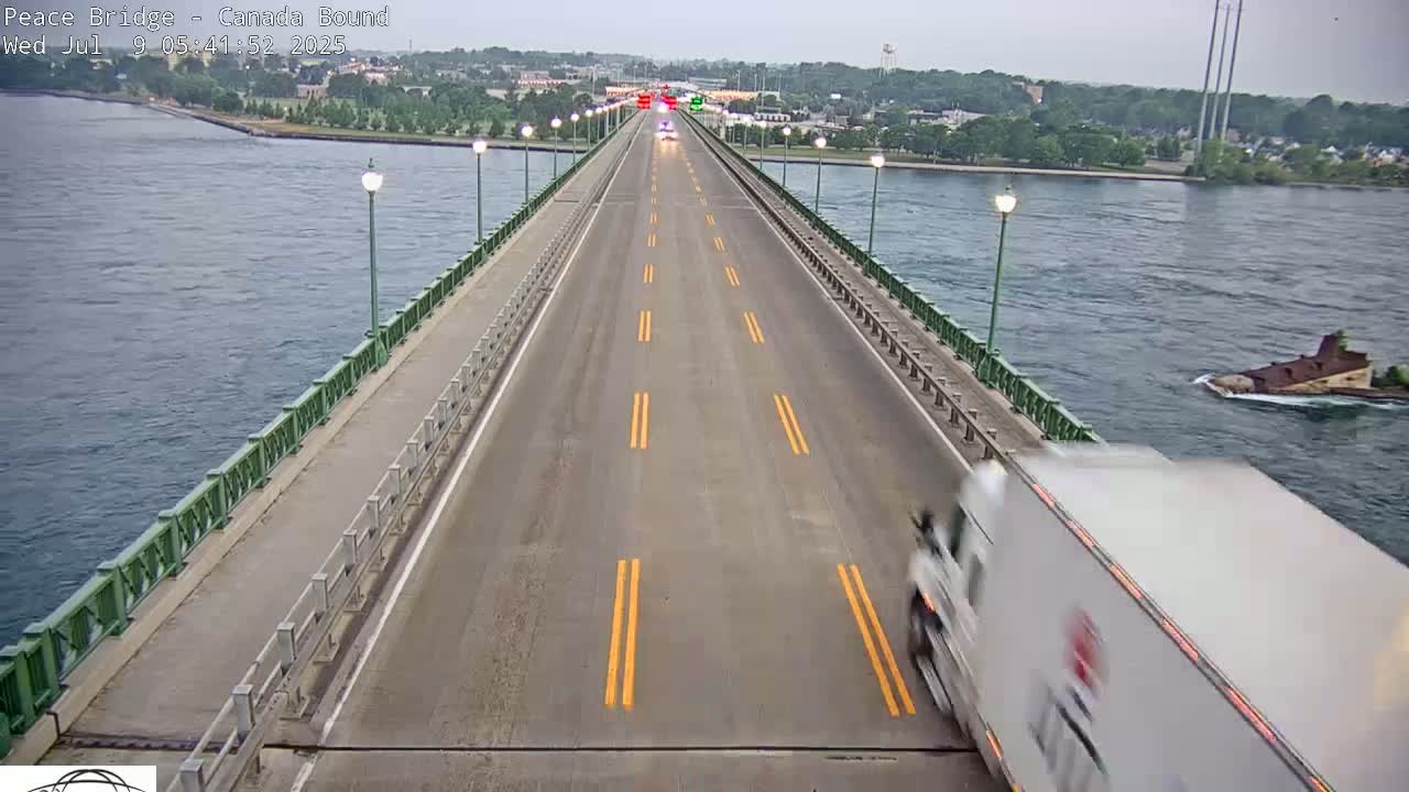 Buffalo, Peace Bridge Canada Bound View from USA Side Live Cam - Buffalo, Erie , Buffalo -Niagara Falls, New York, USA