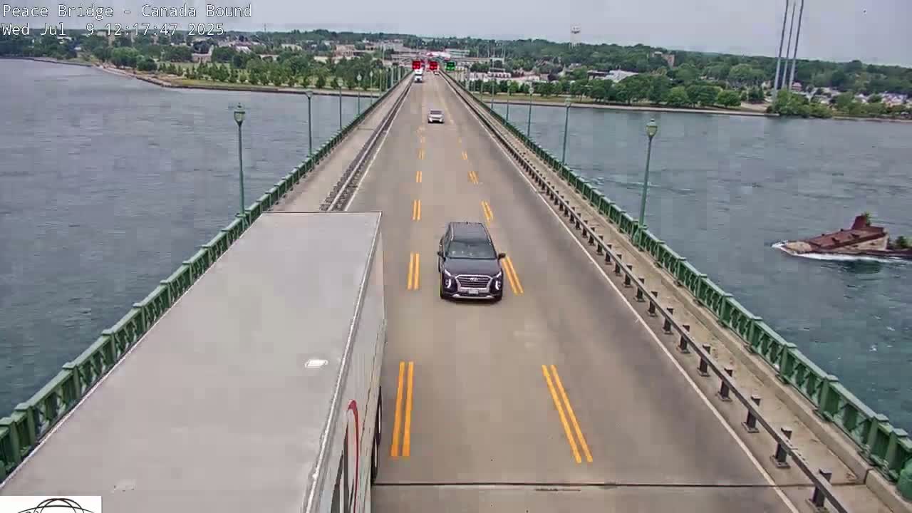 Buffalo, Peace Bridge Canada Bound View from USA Side Live Cam - Buffalo, Erie , Buffalo -Niagara Falls, New York, USA