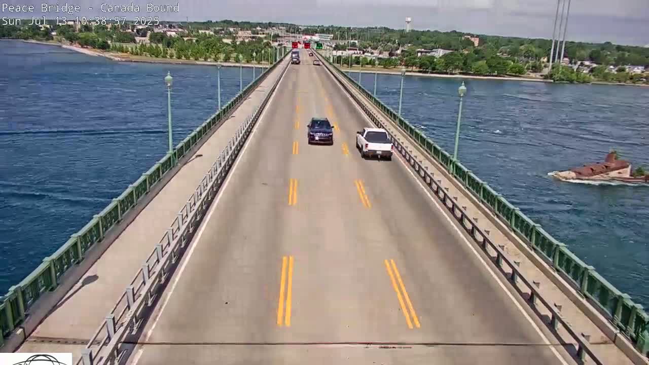 Buffalo, Peace Bridge Canada Bound View from USA Side Live Cam - Buffalo, Erie , Buffalo -Niagara Falls, New York, USA