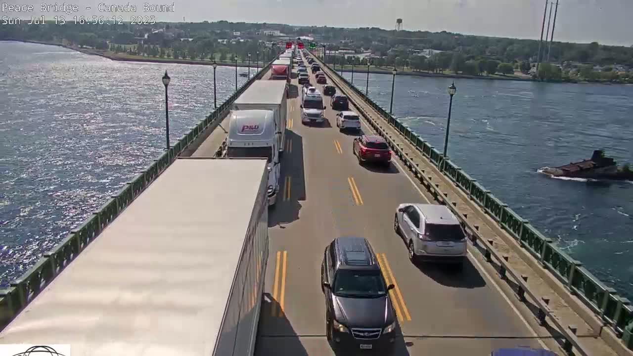 Buffalo, Peace Bridge Canada Bound View from USA Side Live Cam - Buffalo, Erie , Buffalo -Niagara Falls, New York, USA