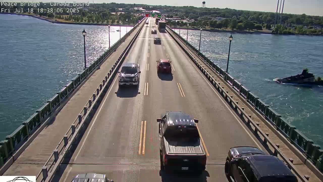 Buffalo, Peace Bridge Canada Bound View from USA Side Live Cam - Buffalo, Erie , Buffalo -Niagara Falls, New York, USA