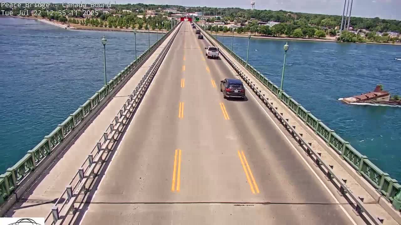 Buffalo, Peace Bridge Canada Bound View from USA Side Live Cam - Buffalo, Erie , Buffalo -Niagara Falls, New York, USA