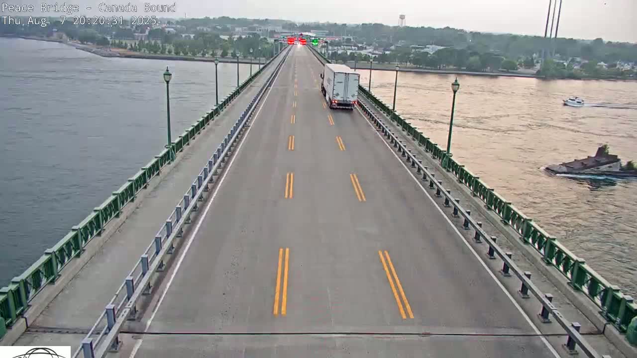 Buffalo, Peace Bridge Canada Bound View from USA Side Live Cam - Buffalo, Erie , Buffalo -Niagara Falls, New York, USA