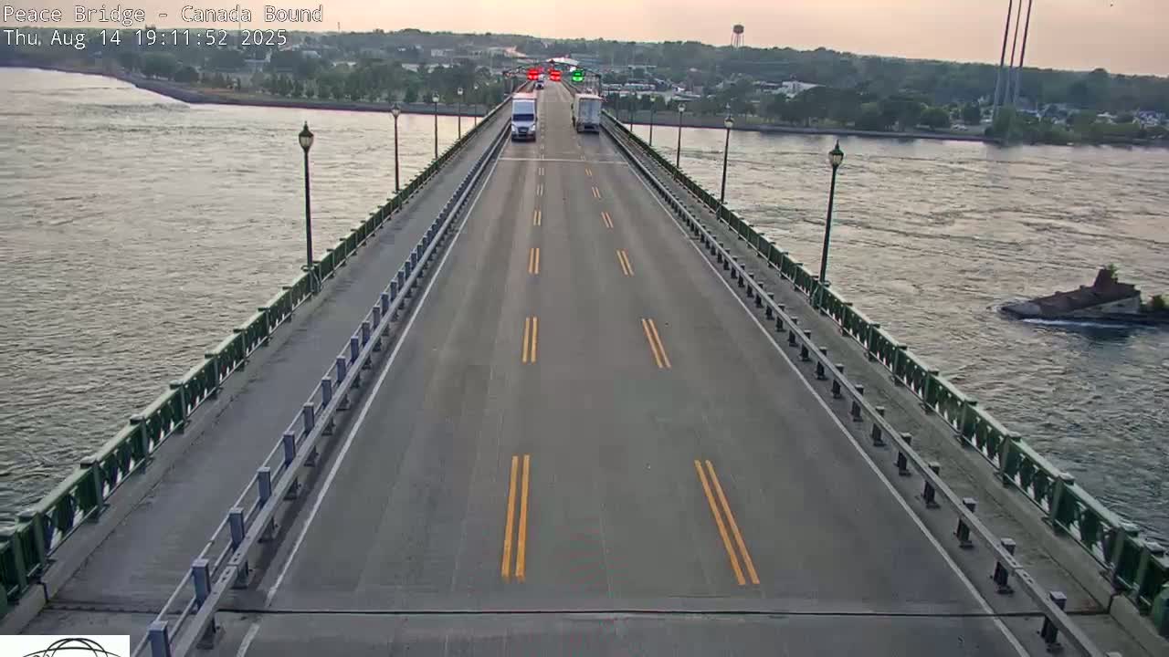 Buffalo, Peace Bridge Canada Bound View from USA Side Live Cam - Buffalo, Erie , Buffalo -Niagara Falls, New York, USA