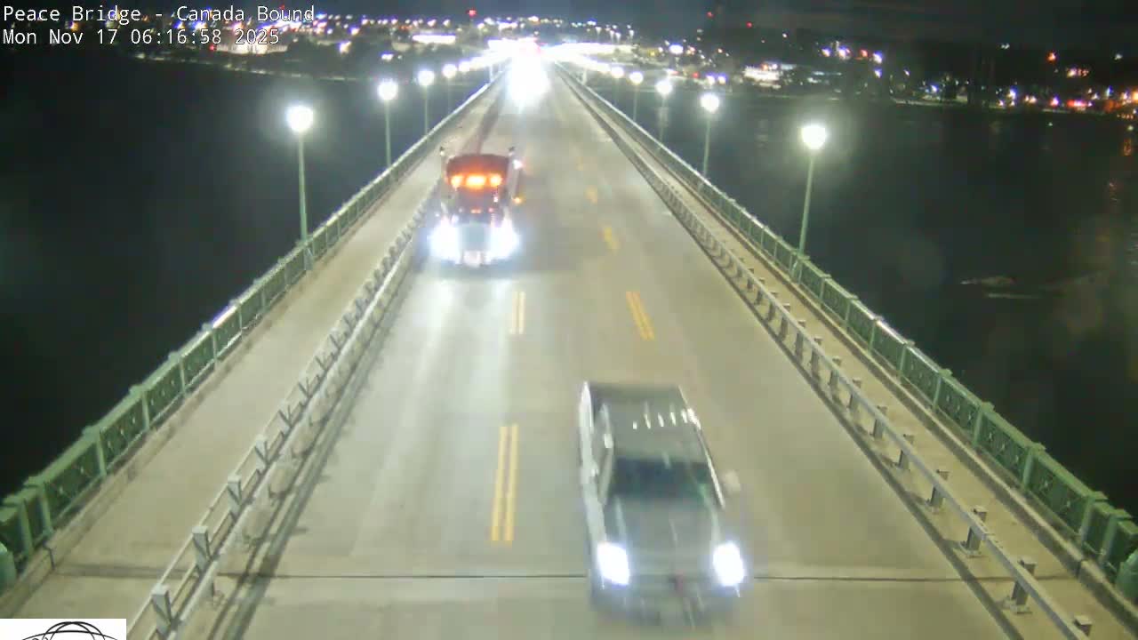 Buffalo, Peace Bridge Canada Bound View from USA Side Live Cam - Buffalo, Erie , Buffalo -Niagara Falls, New York, USA