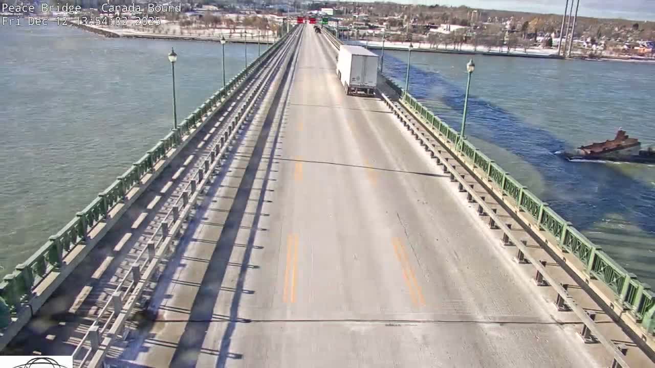 Buffalo, Peace Bridge Canada Bound View from USA Side Live Cam - Buffalo, Erie , Buffalo -Niagara Falls, New York, USA