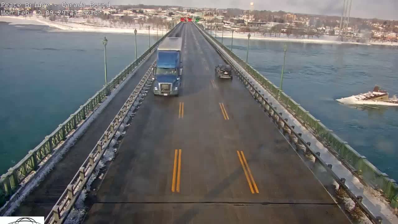 Buffalo, Peace Bridge Canada Bound View from USA Side Live Cam - Buffalo, Erie , Buffalo -Niagara Falls, New York, USA