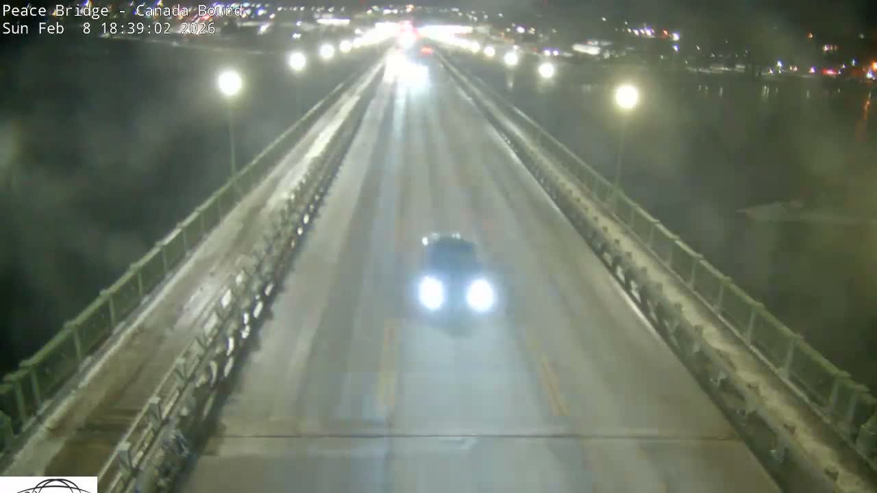 Buffalo, Peace Bridge Canada Bound View from USA Side Live Cam - Buffalo, Erie , Buffalo -Niagara Falls, New York, USA