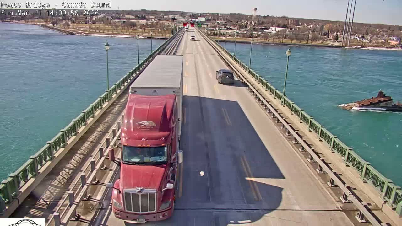 Buffalo, Peace Bridge Canada Bound View from USA Side Live Cam - Buffalo, Erie , Buffalo -Niagara Falls, New York, USA