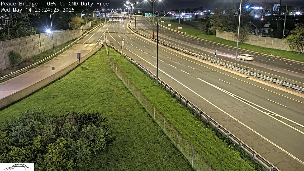 Fort Erie,  Canada Duty Free  Road Entrance to Peace Bridge Live Cam - Fort Erie, Niagara, Ontario, Canada