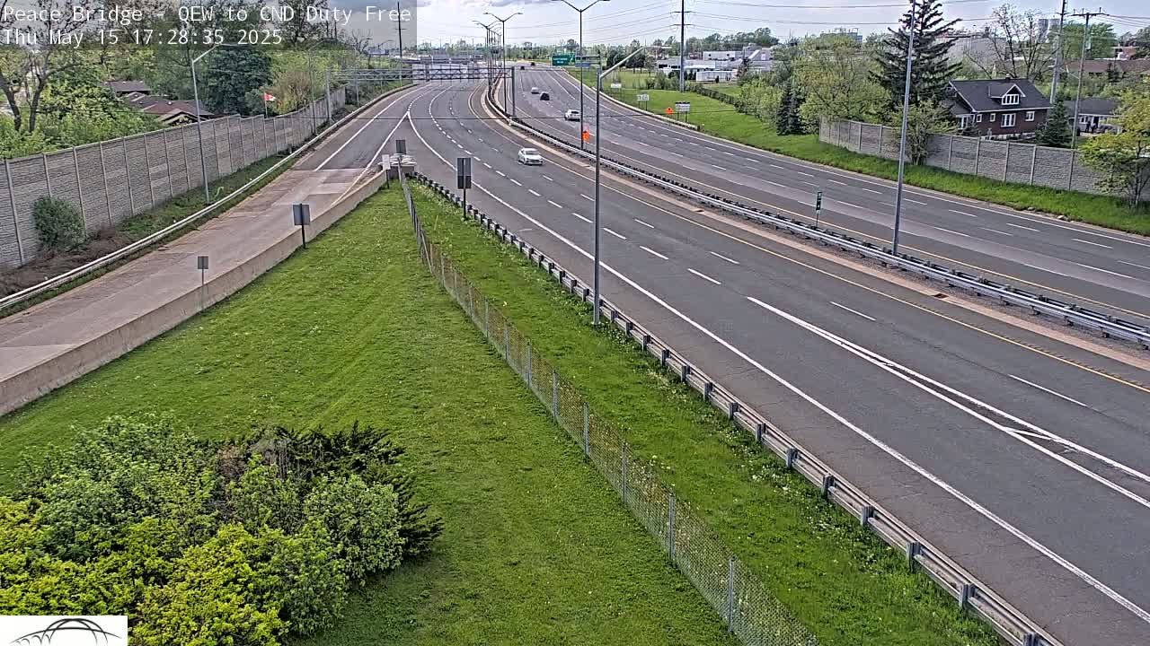 Fort Erie,  Canada Duty Free  Road Entrance to Peace Bridge Live Cam - Fort Erie, Niagara, Ontario, Canada