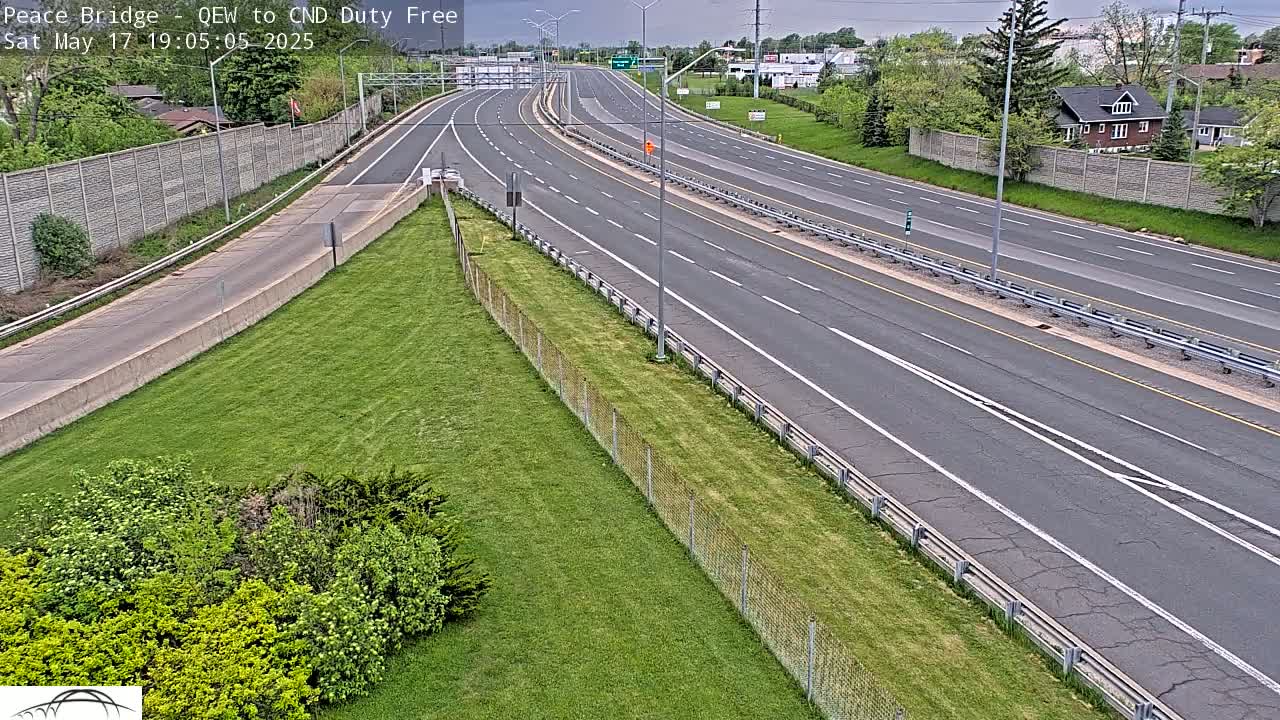 Fort Erie,  Canada Duty Free  Road Entrance to Peace Bridge Live Cam - Fort Erie, Niagara, Ontario, Canada