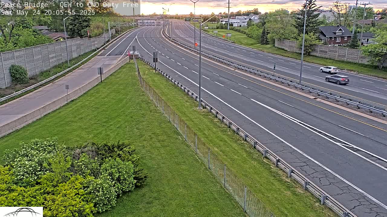 Fort Erie,  Canada Duty Free  Road Entrance to Peace Bridge Live Cam - Fort Erie, Niagara, Ontario, Canada