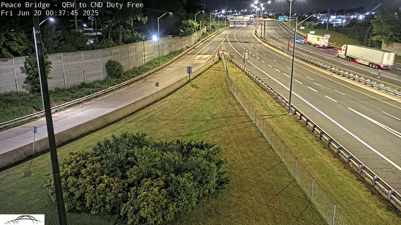 Fort Erie,  Canada Duty Free  Road Entrance to Peace Bridge Live Cam - Fort Erie, Niagara, Ontario, Canada