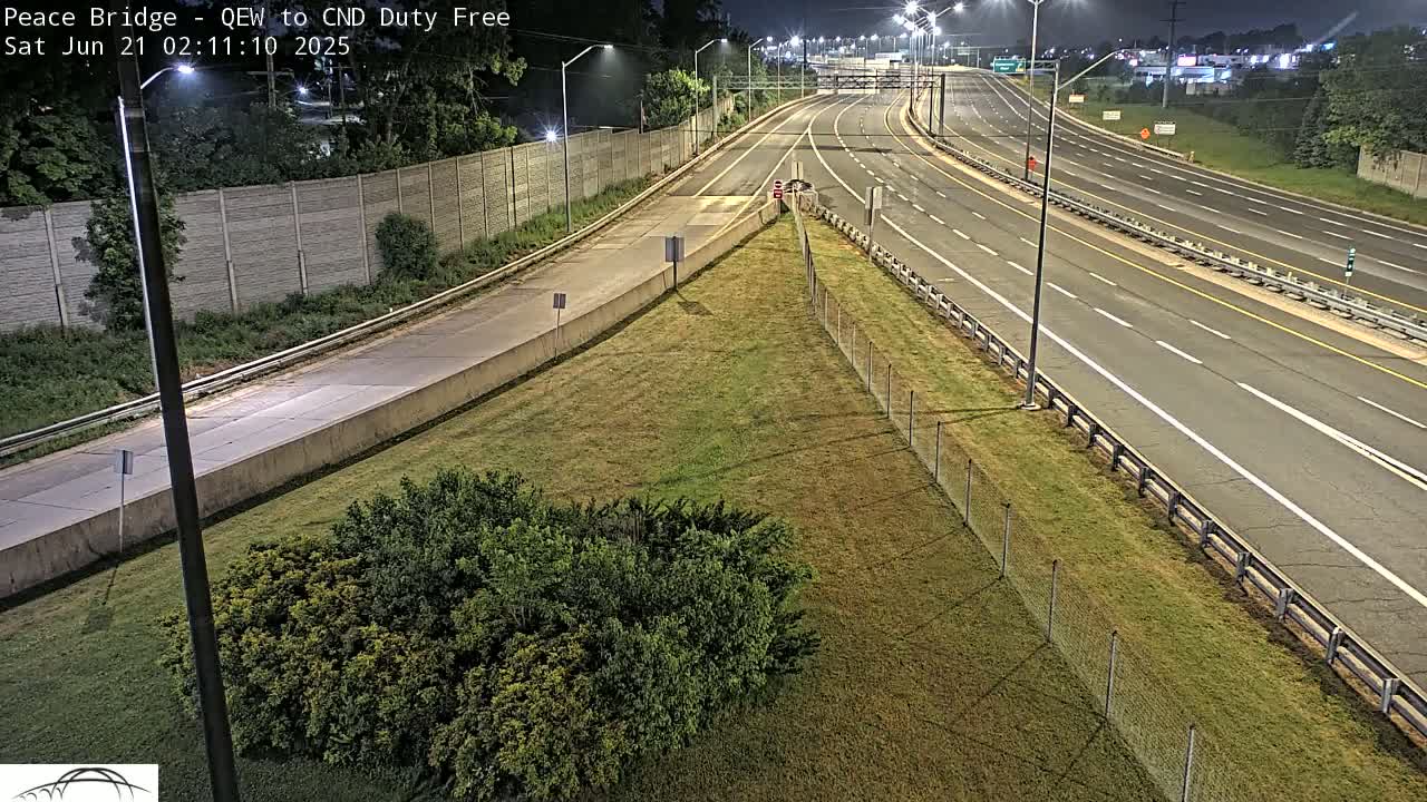 Fort Erie,  Canada Duty Free  Road Entrance to Peace Bridge Live Cam - Fort Erie, Niagara, Ontario, Canada