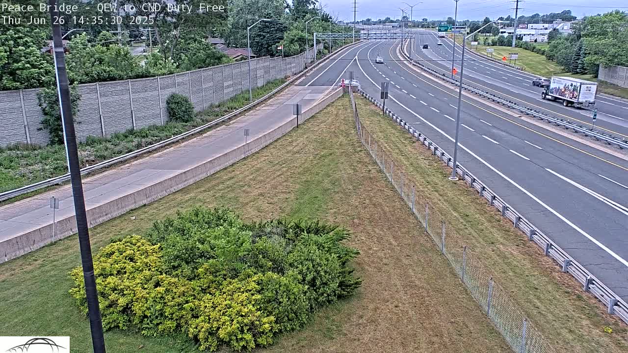 Fort Erie,  Canada Duty Free  Road Entrance to Peace Bridge Live Cam - Fort Erie, Niagara, Ontario, Canada