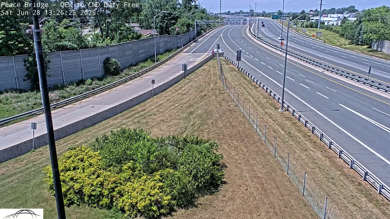Fort Erie,  Canada Duty Free  Road Entrance to Peace Bridge Live Cam - Fort Erie, Niagara, Ontario, Canada