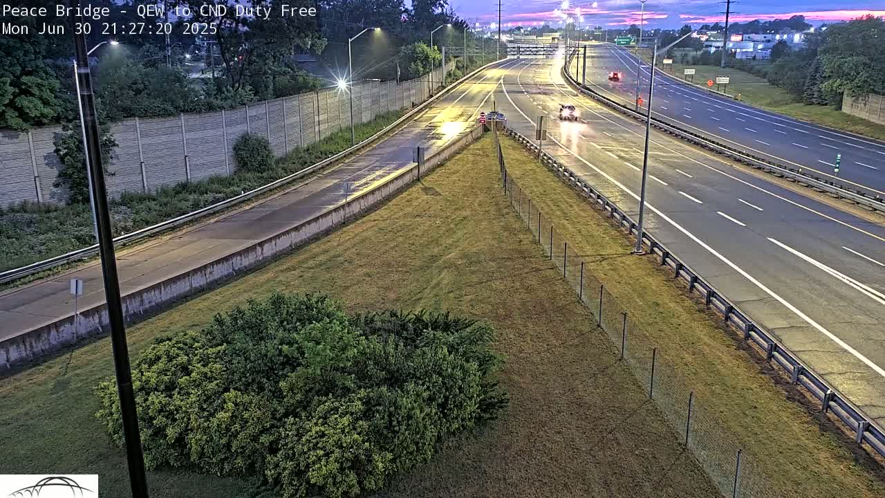 Fort Erie,  Canada Duty Free  Road Entrance to Peace Bridge Live Cam - Fort Erie, Niagara, Ontario, Canada