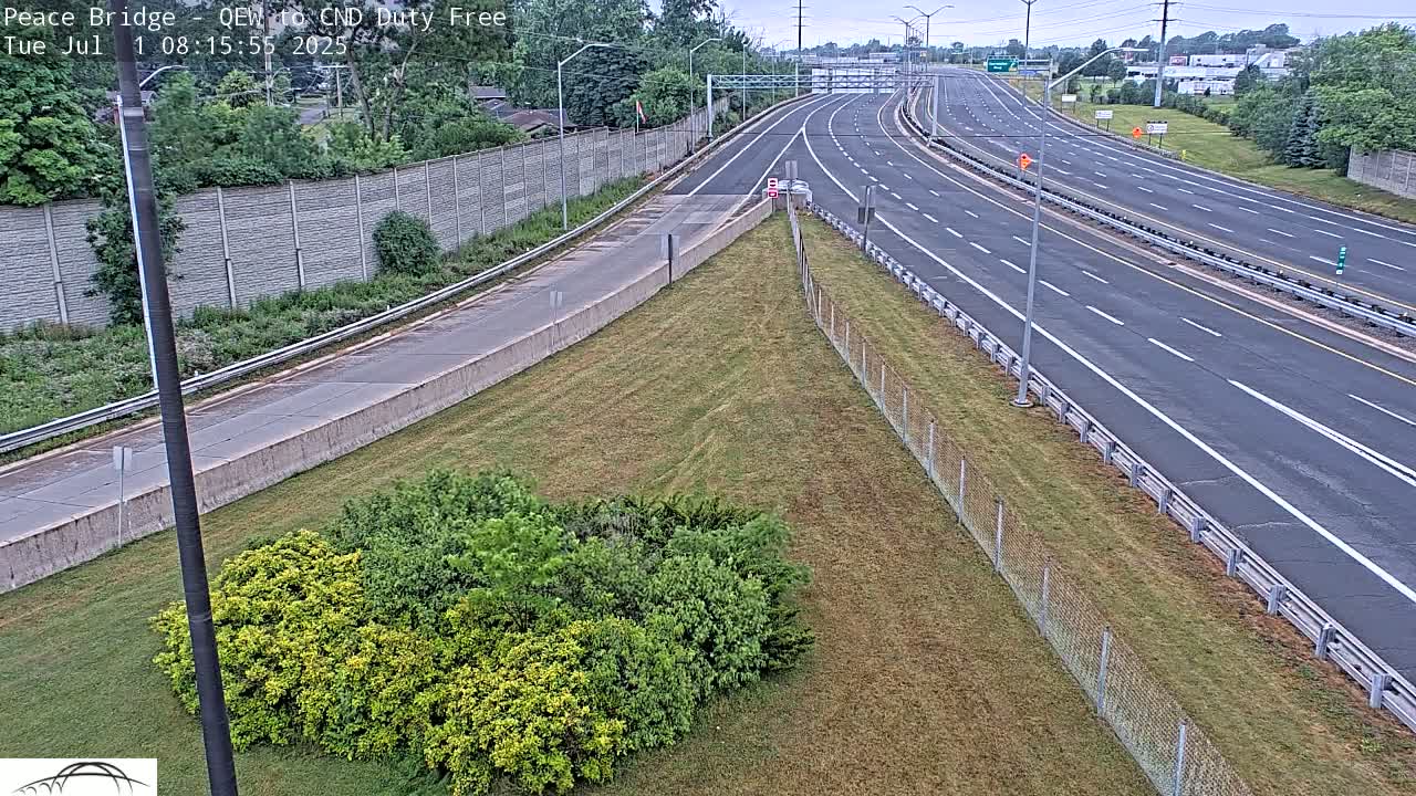 Fort Erie,  Canada Duty Free  Road Entrance to Peace Bridge Live Cam - Fort Erie, Niagara, Ontario, Canada