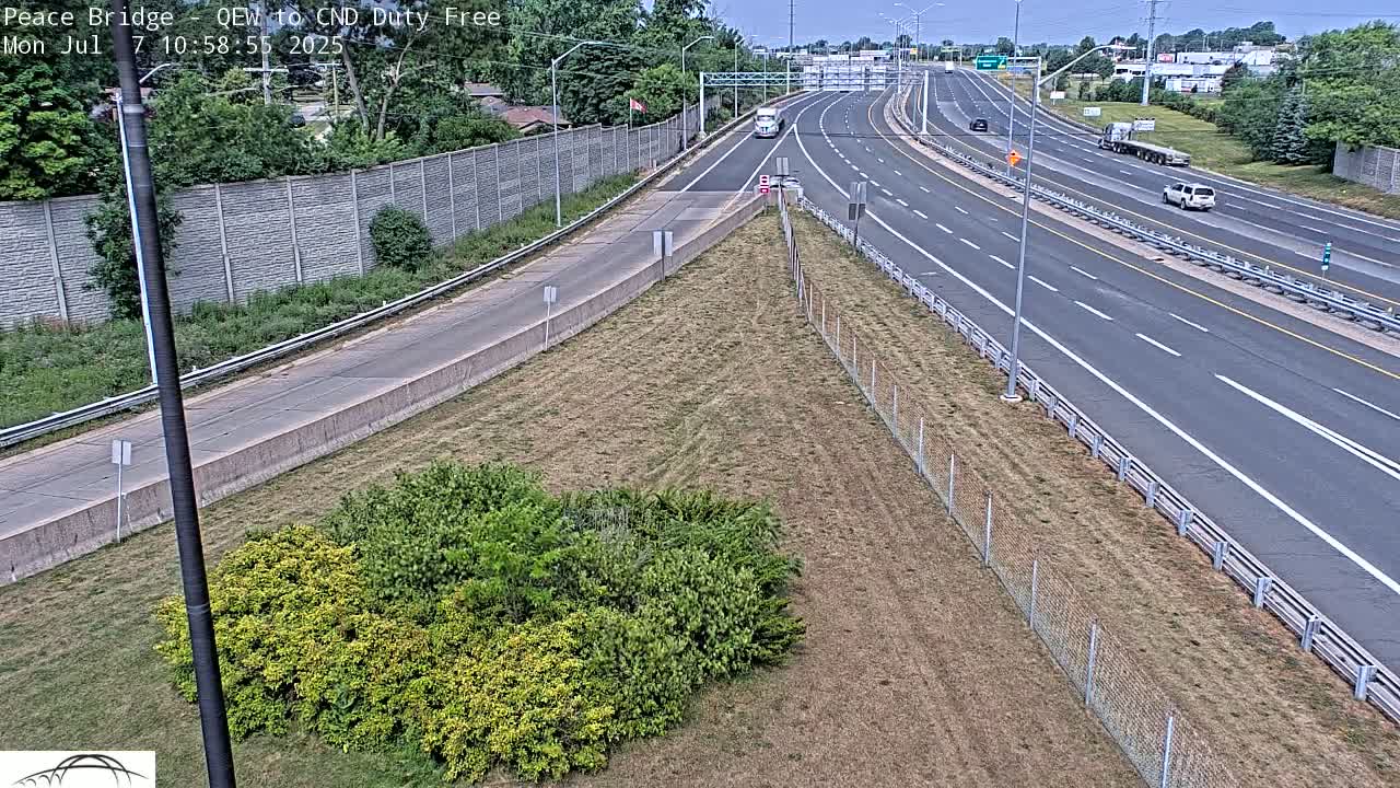 Fort Erie,  Canada Duty Free  Road Entrance to Peace Bridge Live Cam - Fort Erie, Niagara, Ontario, Canada