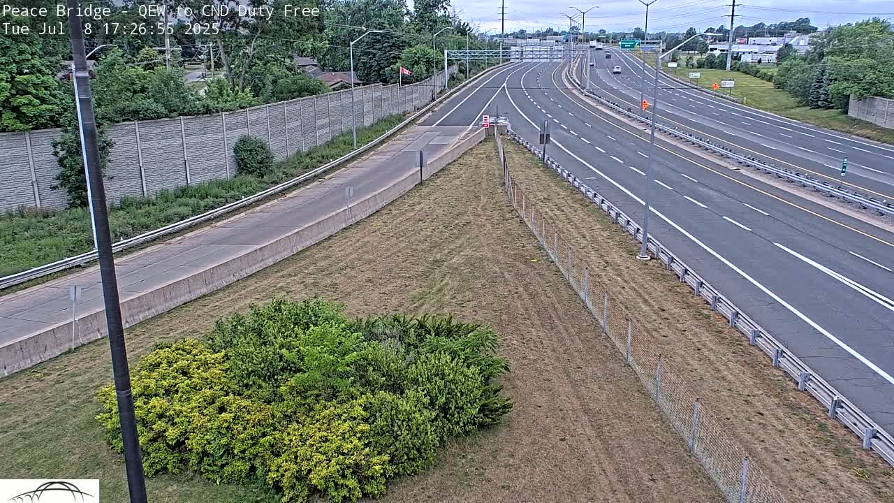 Fort Erie,  Canada Duty Free  Road Entrance to Peace Bridge Live Cam - Fort Erie, Niagara, Ontario, Canada