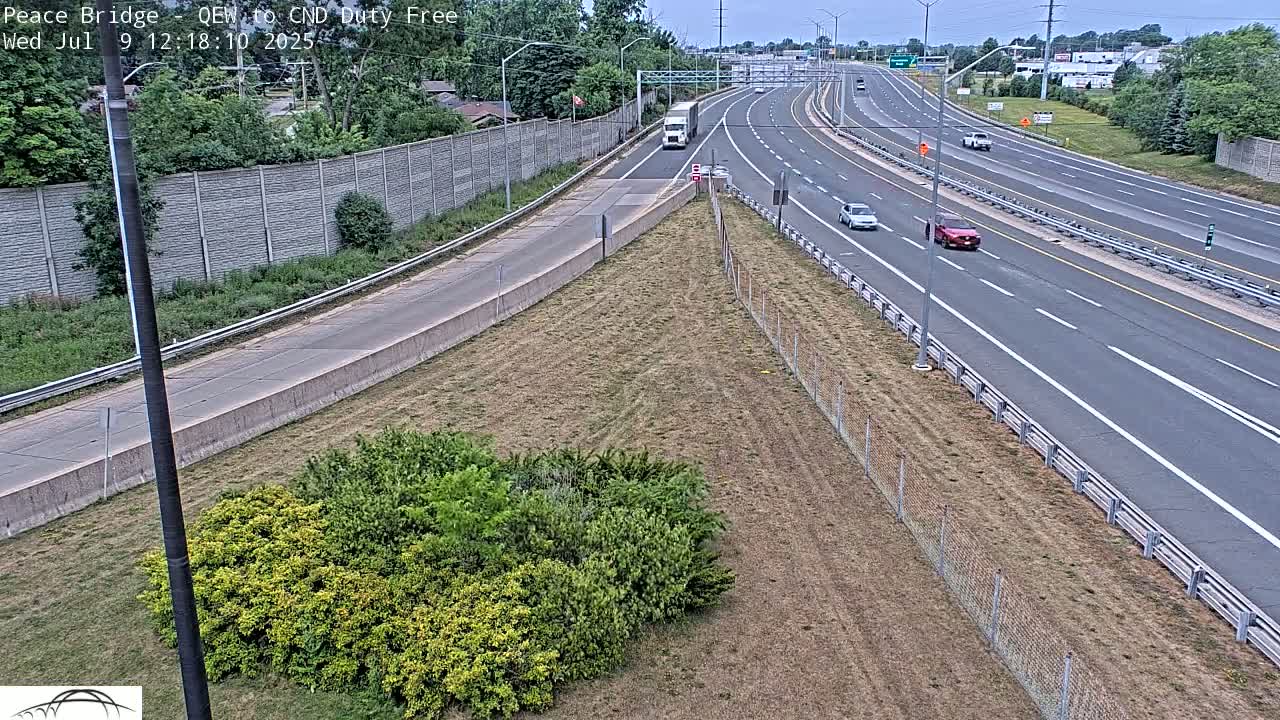 Fort Erie,  Canada Duty Free  Road Entrance to Peace Bridge Live Cam - Fort Erie, Niagara, Ontario, Canada