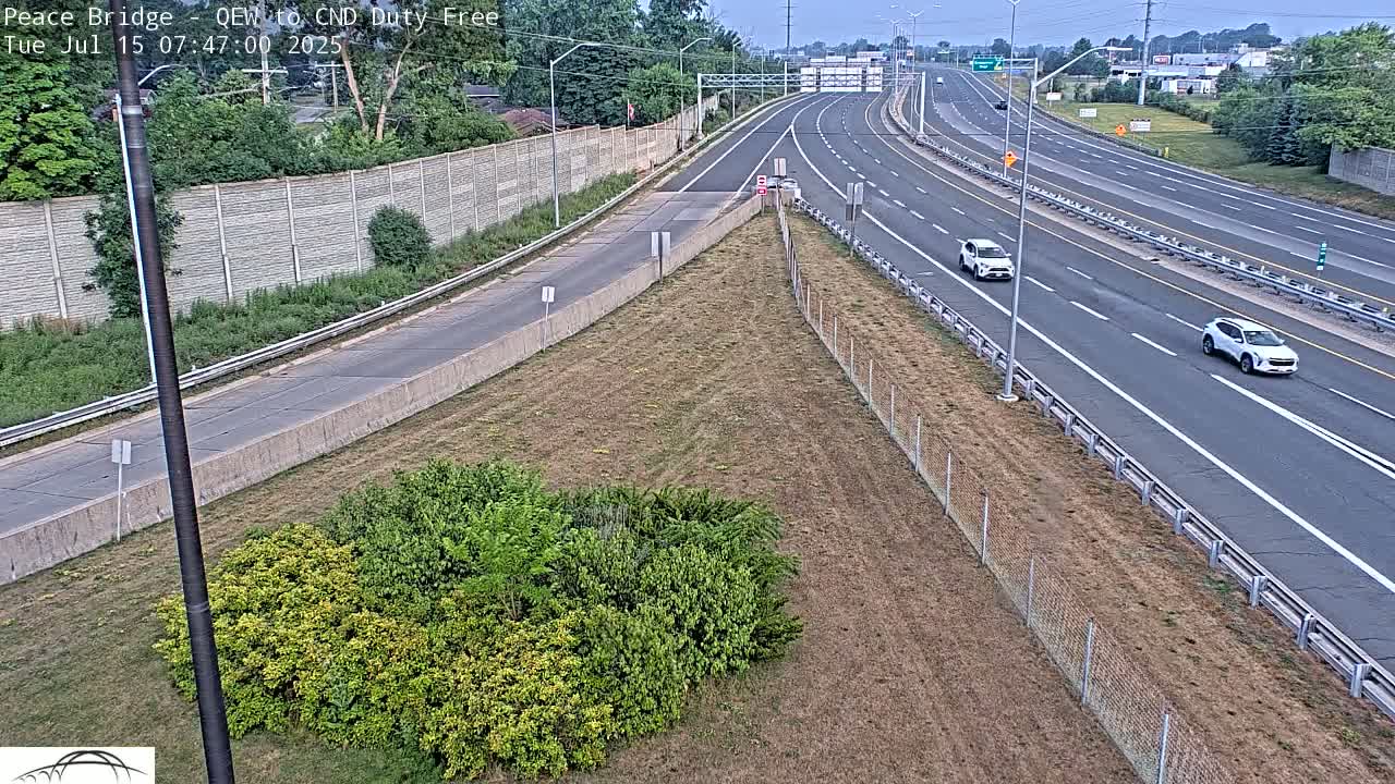 Fort Erie,  Canada Duty Free  Road Entrance to Peace Bridge Live Cam - Fort Erie, Niagara, Ontario, Canada