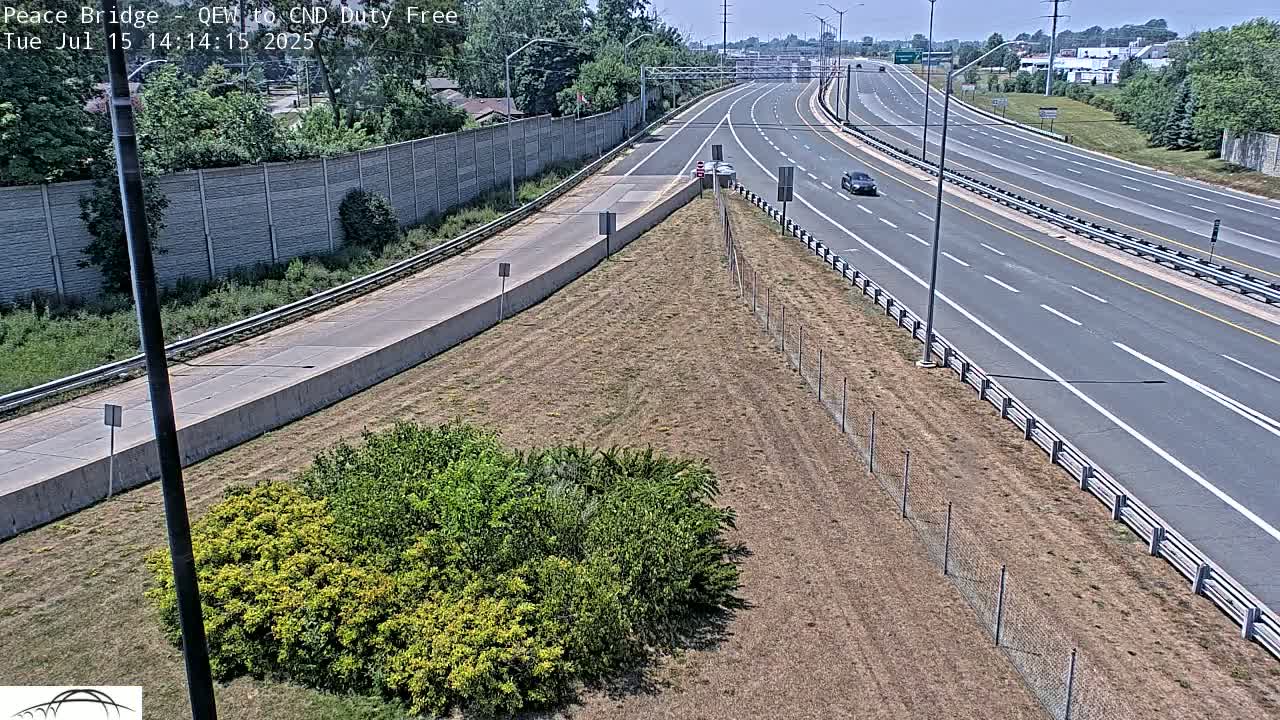Fort Erie,  Canada Duty Free  Road Entrance to Peace Bridge Live Cam - Fort Erie, Niagara, Ontario, Canada
