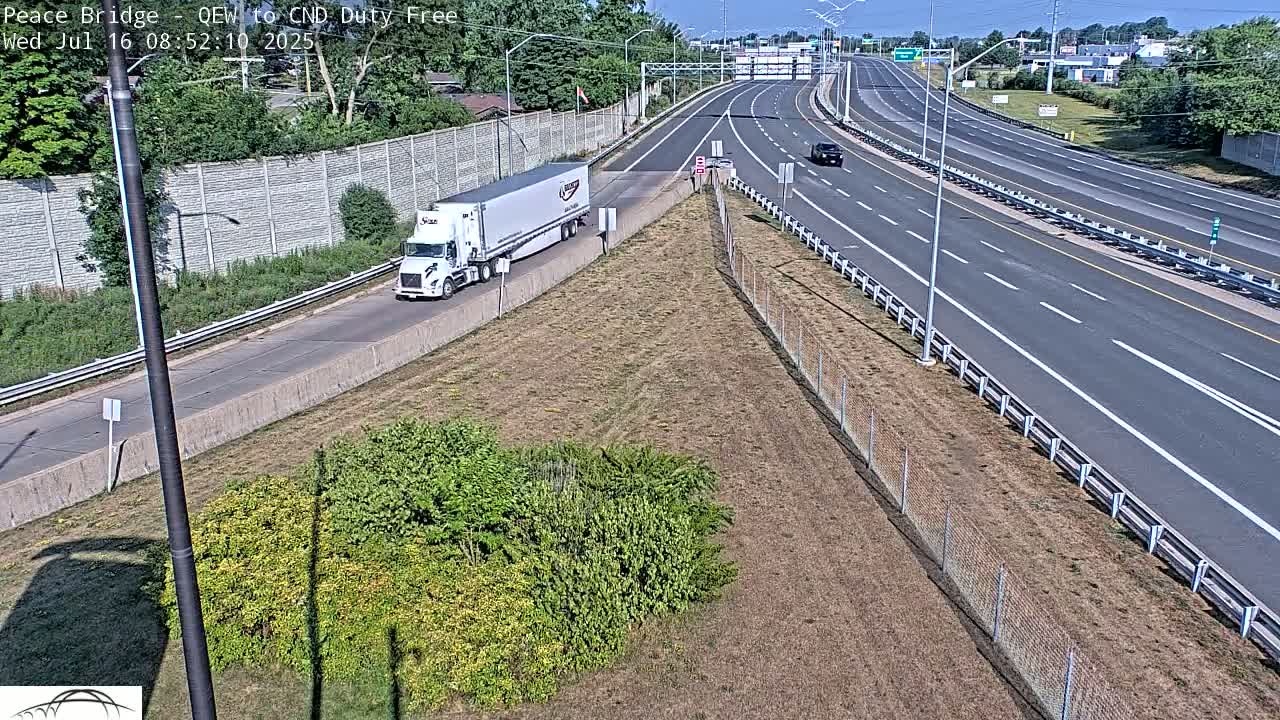 Fort Erie,  Canada Duty Free  Road Entrance to Peace Bridge Live Cam - Fort Erie, Niagara, Ontario, Canada