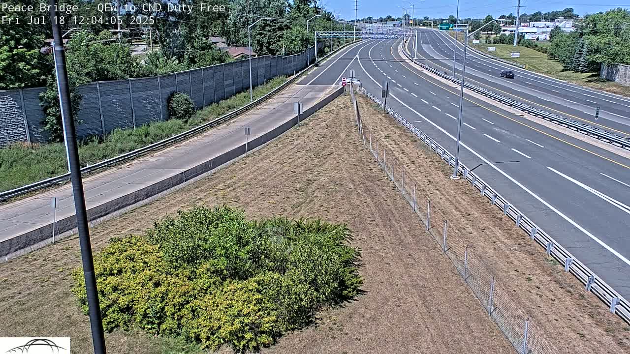 Fort Erie,  Canada Duty Free  Road Entrance to Peace Bridge Live Cam - Fort Erie, Niagara, Ontario, Canada