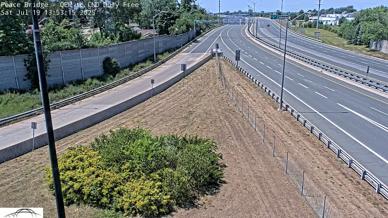 Fort Erie,  Canada Duty Free  Road Entrance to Peace Bridge Live Cam - Fort Erie, Niagara, Ontario, Canada