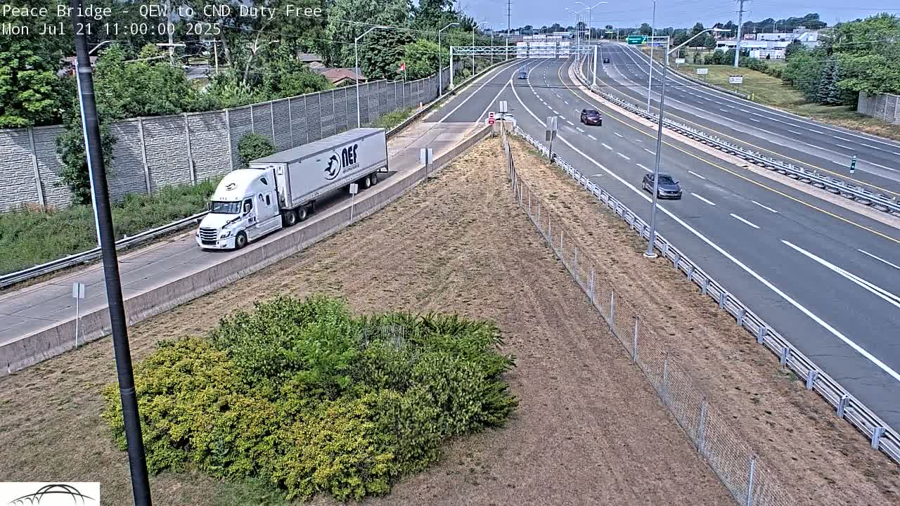 Fort Erie,  Canada Duty Free  Road Entrance to Peace Bridge Live Cam - Fort Erie, Niagara, Ontario, Canada