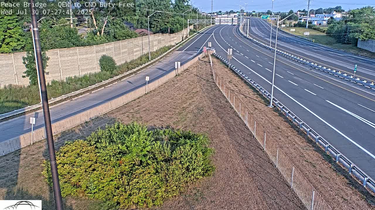 Fort Erie,  Canada Duty Free  Road Entrance to Peace Bridge Live Cam - Fort Erie, Niagara, Ontario, Canada