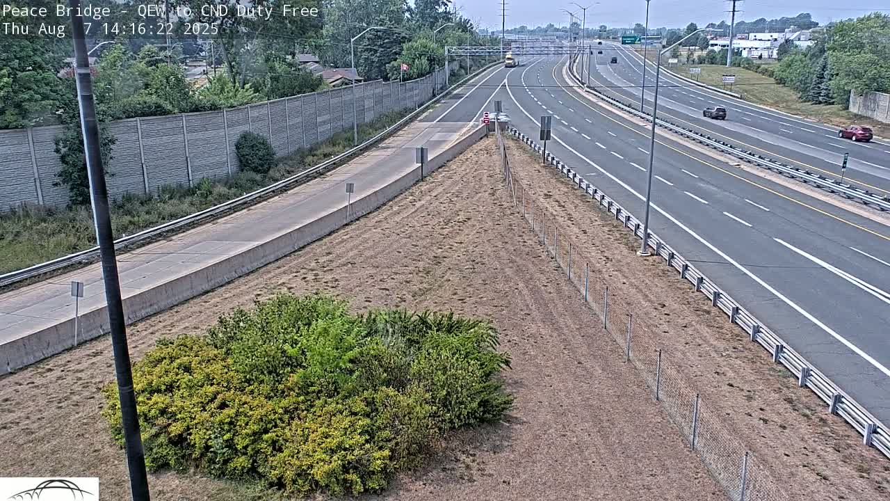 Fort Erie,  Canada Duty Free  Road Entrance to Peace Bridge Live Cam - Fort Erie, Niagara, Ontario, Canada