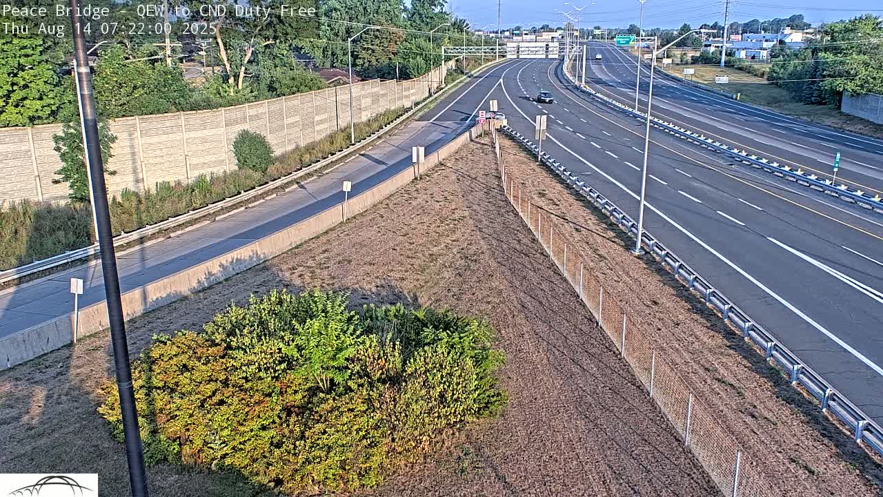 Fort Erie,  Canada Duty Free  Road Entrance to Peace Bridge Live Cam - Fort Erie, Niagara, Ontario, Canada