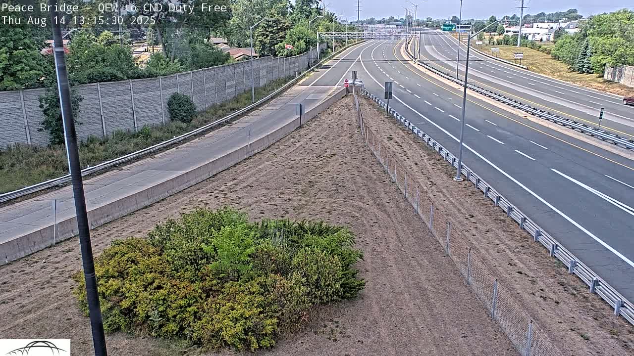 Fort Erie,  Canada Duty Free  Road Entrance to Peace Bridge Live Cam - Fort Erie, Niagara, Ontario, Canada
