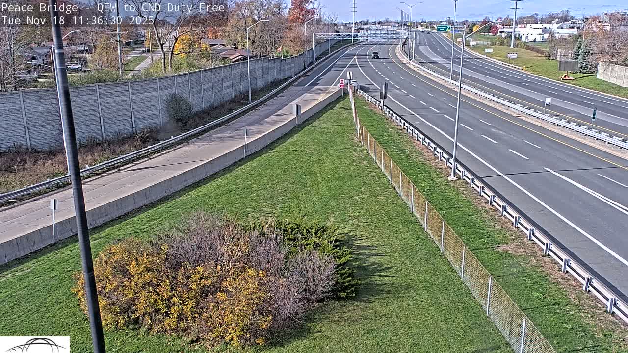 Fort Erie,  Canada Duty Free  Road Entrance to Peace Bridge Live Cam - Fort Erie, Niagara, Ontario, Canada