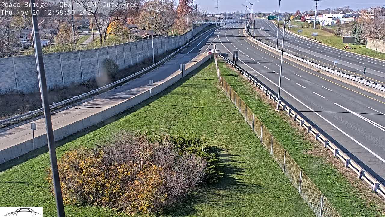 Fort Erie,  Canada Duty Free  Road Entrance to Peace Bridge Live Cam - Fort Erie, Niagara, Ontario, Canada