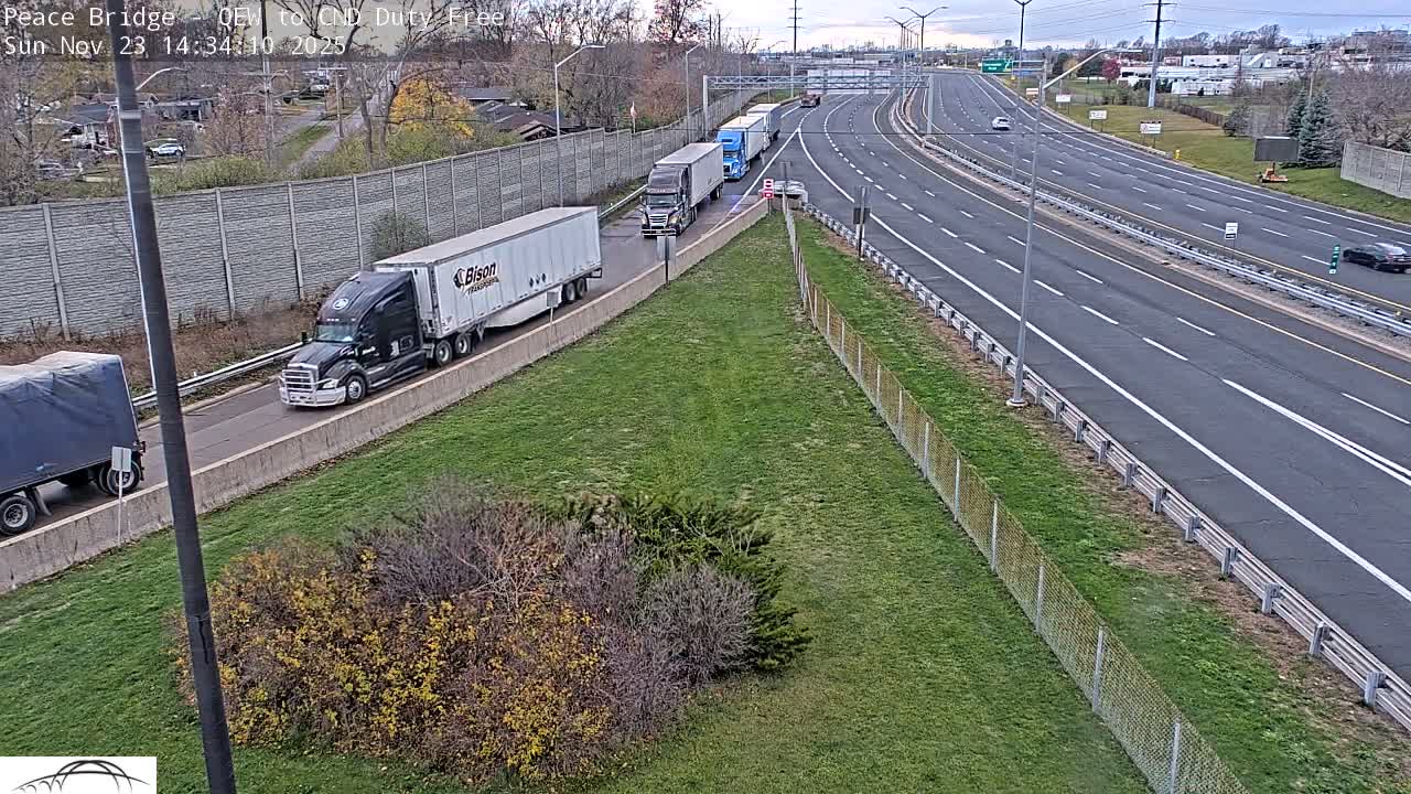 Fort Erie,  Canada Duty Free  Road Entrance to Peace Bridge Live Cam - Fort Erie, Niagara, Ontario, Canada