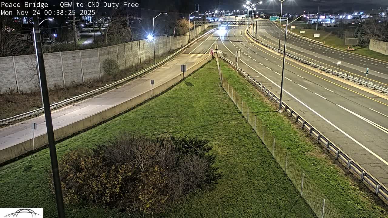 Fort Erie,  Canada Duty Free  Road Entrance to Peace Bridge Live Cam - Fort Erie, Niagara, Ontario, Canada