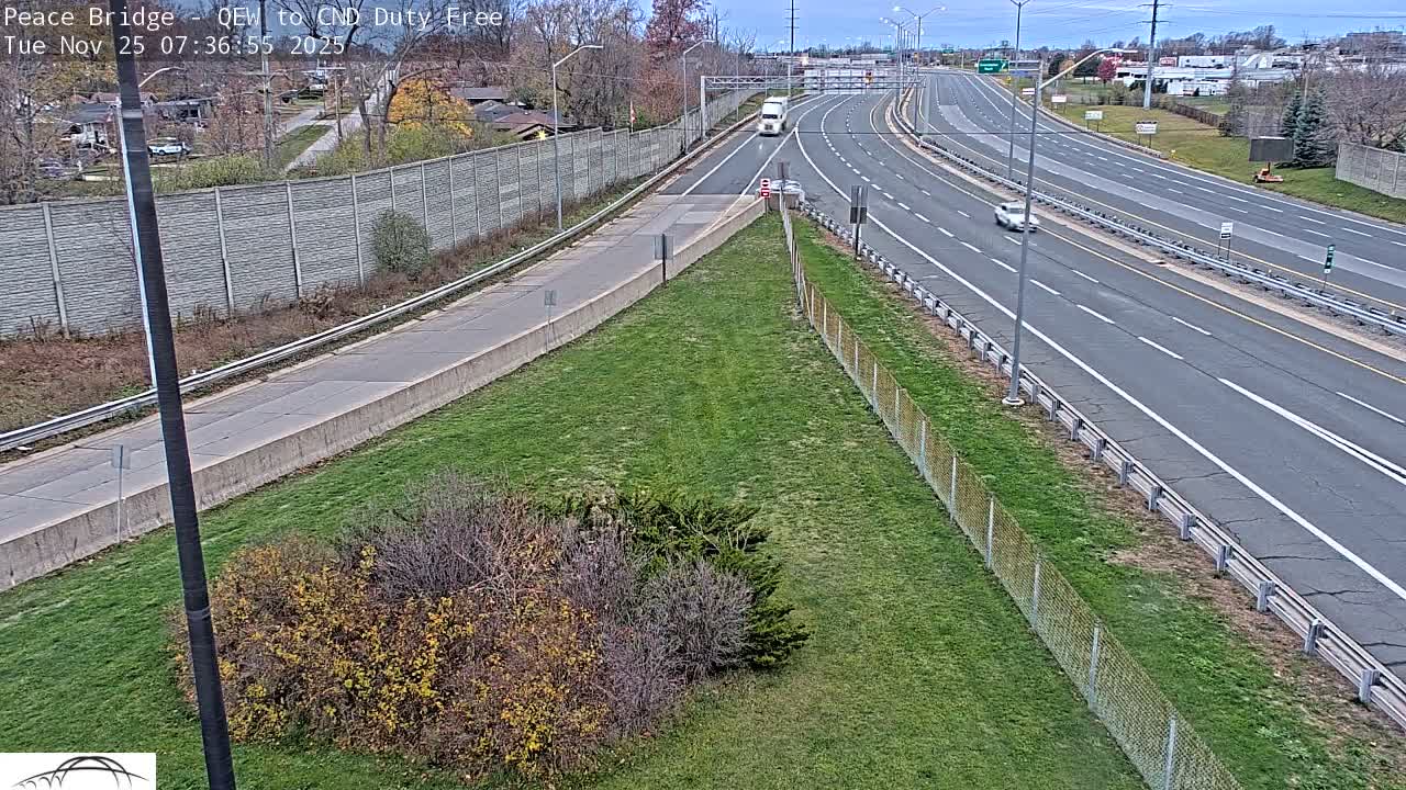 Fort Erie,  Canada Duty Free  Road Entrance to Peace Bridge Live Cam - Fort Erie, Niagara, Ontario, Canada