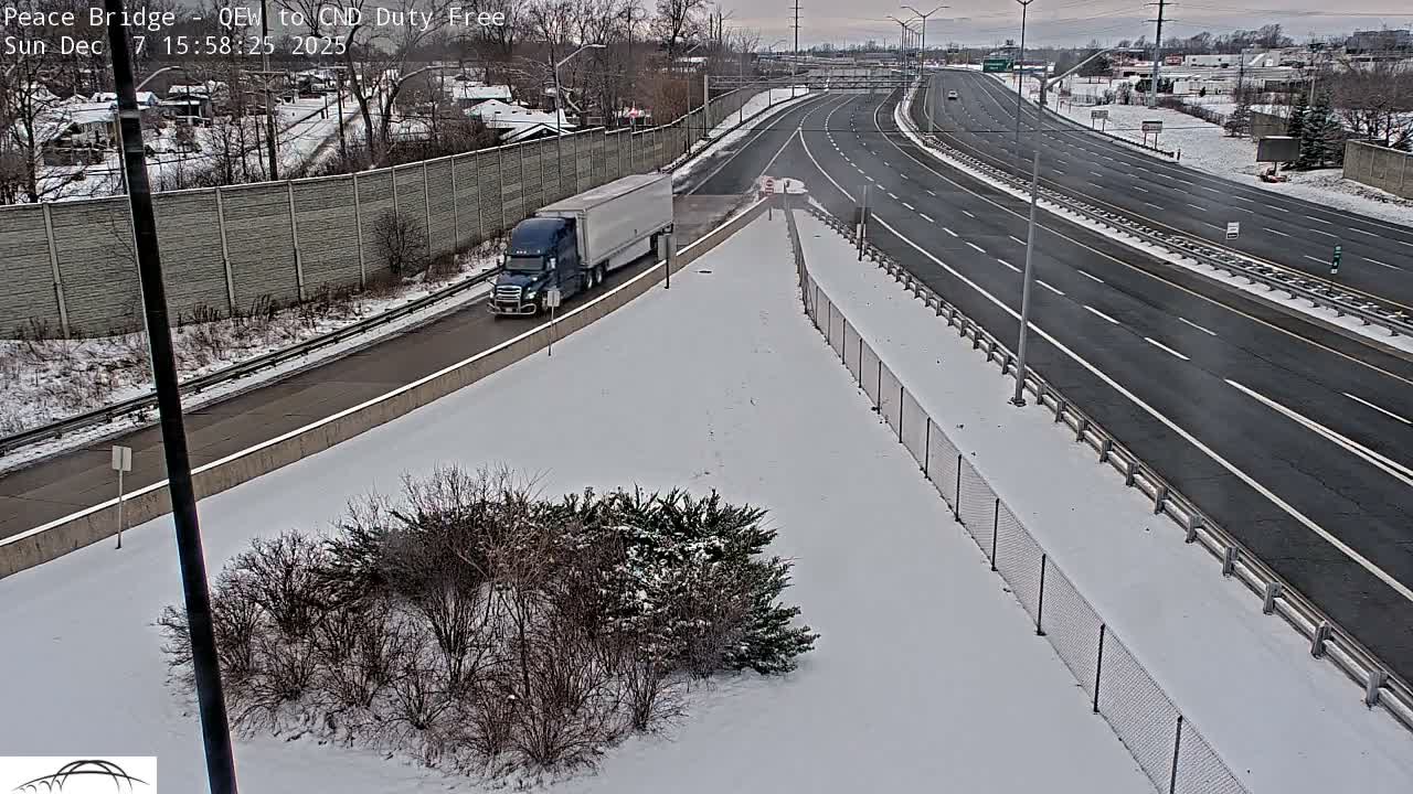 Fort Erie,  Canada Duty Free  Road Entrance to Peace Bridge Live Cam - Fort Erie, Niagara, Ontario, Canada