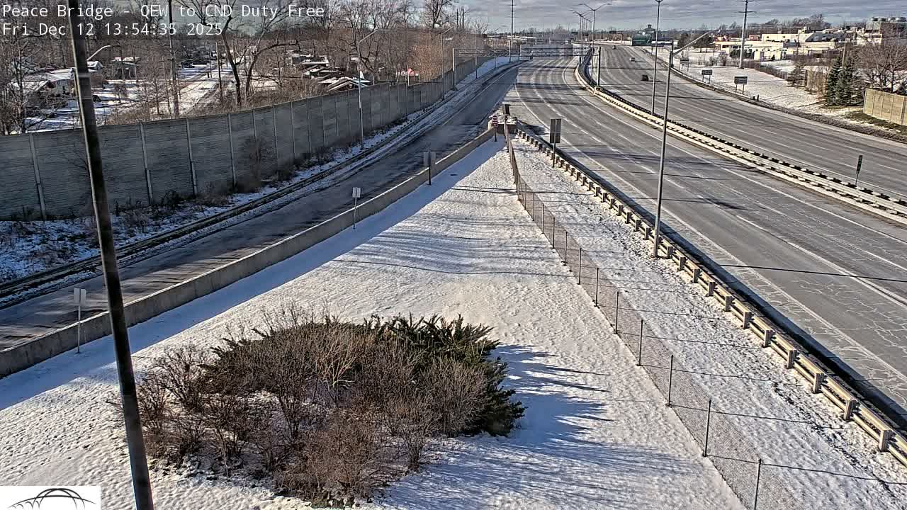 Fort Erie,  Canada Duty Free  Road Entrance to Peace Bridge Live Cam - Fort Erie, Niagara, Ontario, Canada