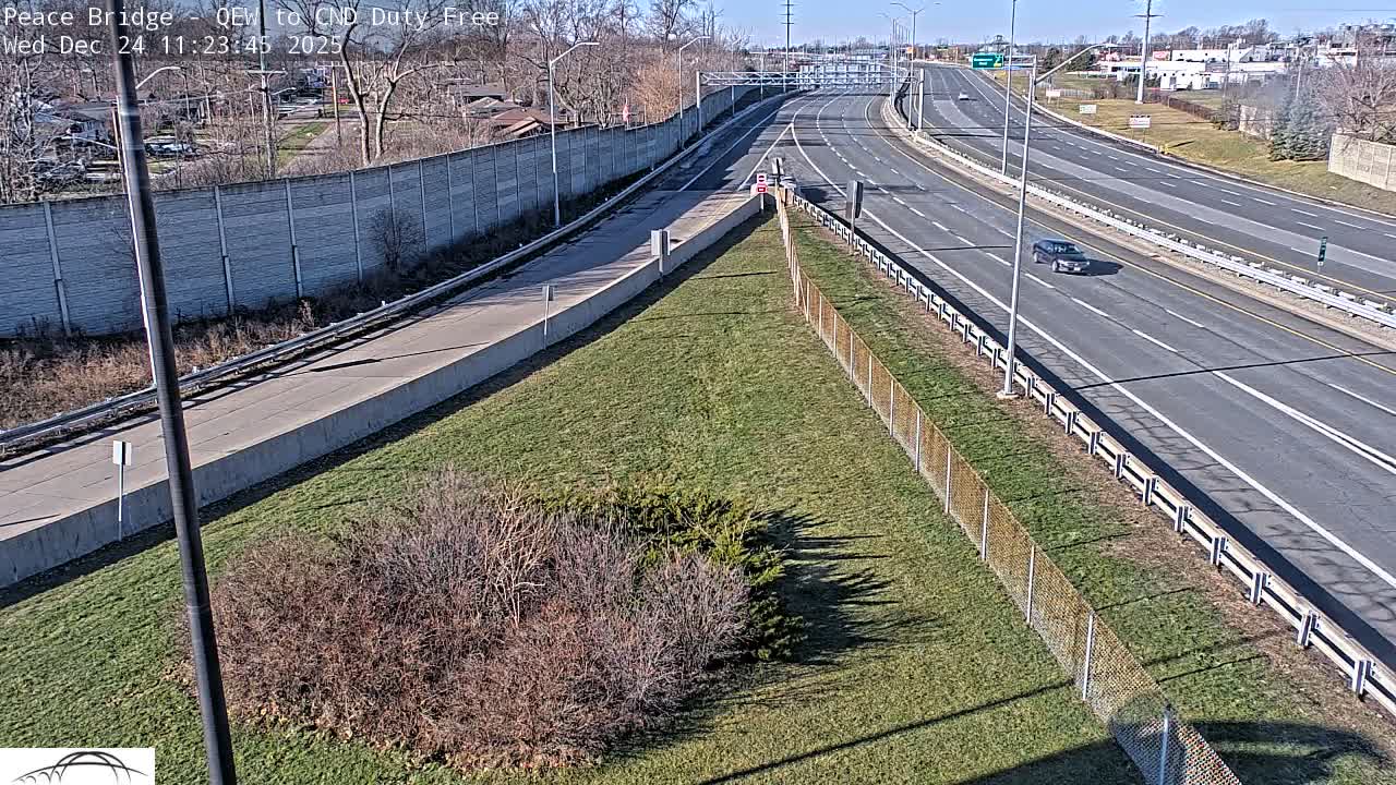 Fort Erie,  Canada Duty Free  Road Entrance to Peace Bridge Live Cam - Fort Erie, Niagara, Ontario, Canada