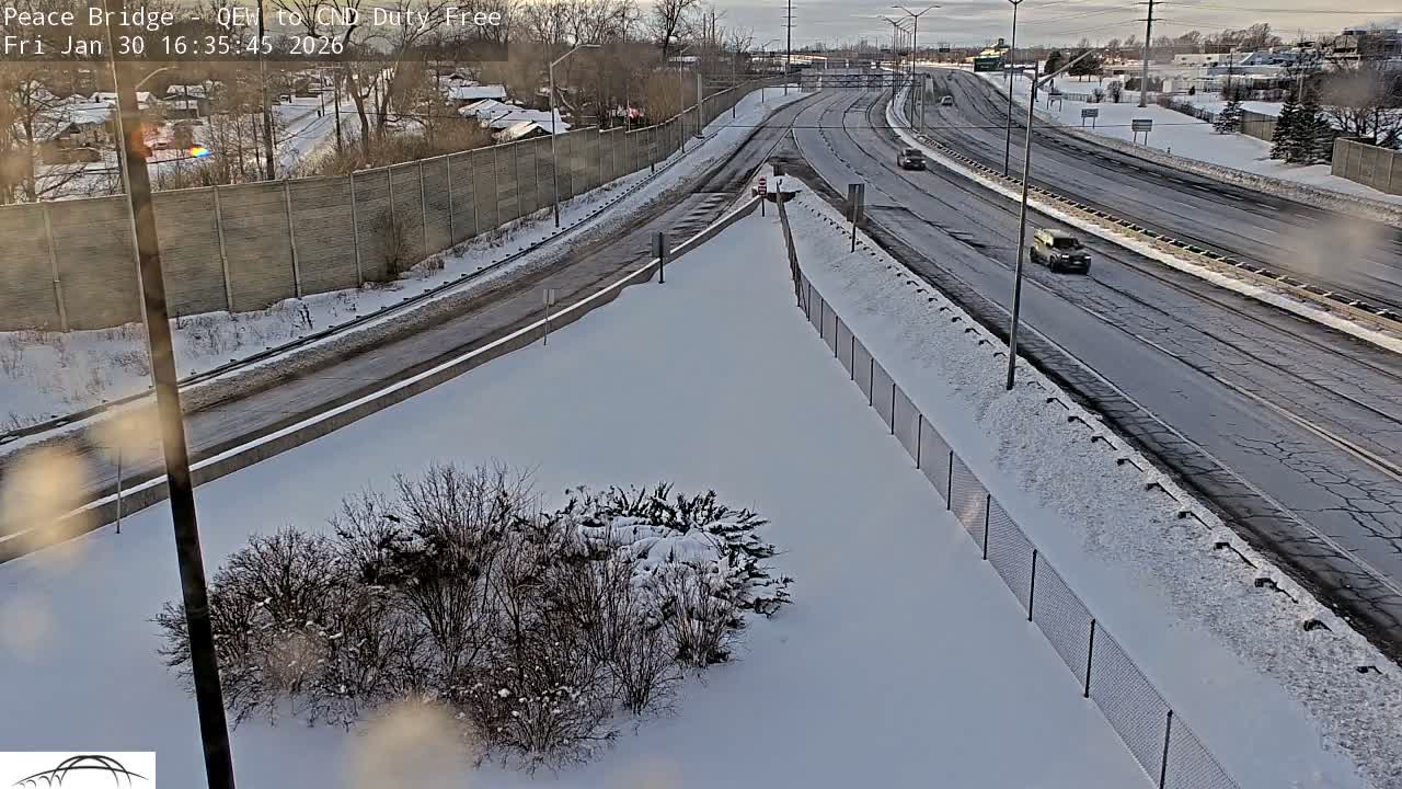 Fort Erie,  Canada Duty Free  Road Entrance to Peace Bridge Live Cam - Fort Erie, Niagara, Ontario, Canada