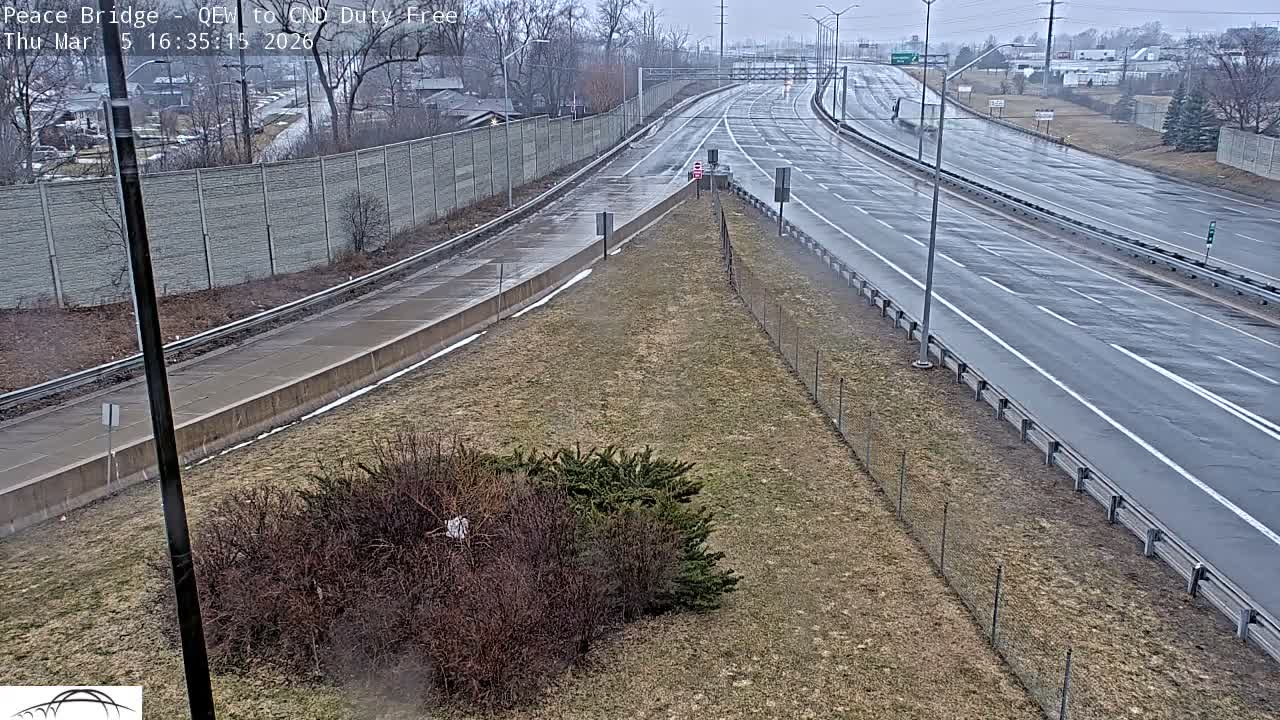 Fort Erie,  Canada Duty Free  Road Entrance to Peace Bridge Live Cam - Fort Erie, Niagara, Ontario, Canada